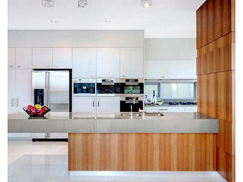 18a Ephraim Island Parade, Paradise Point QLD 4216