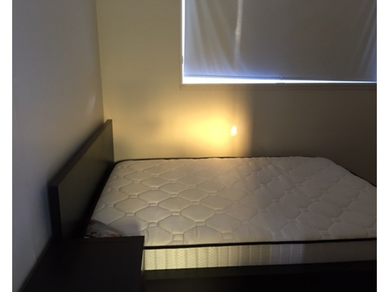 72 Falconer Street, Southport QLD 4215