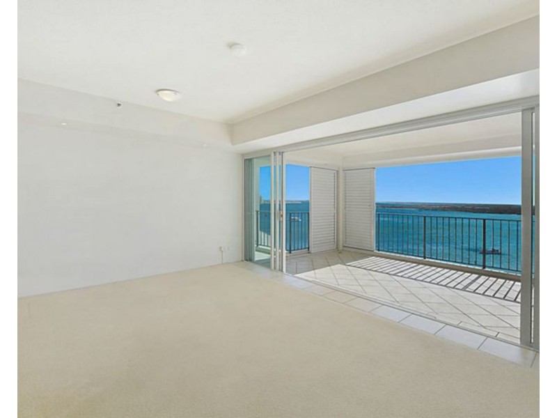 98/326 Marine Parade, Labrador QLD 4215