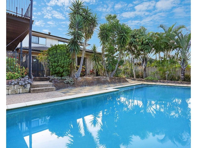 35 Wardoo Street, Southport QLD 4215