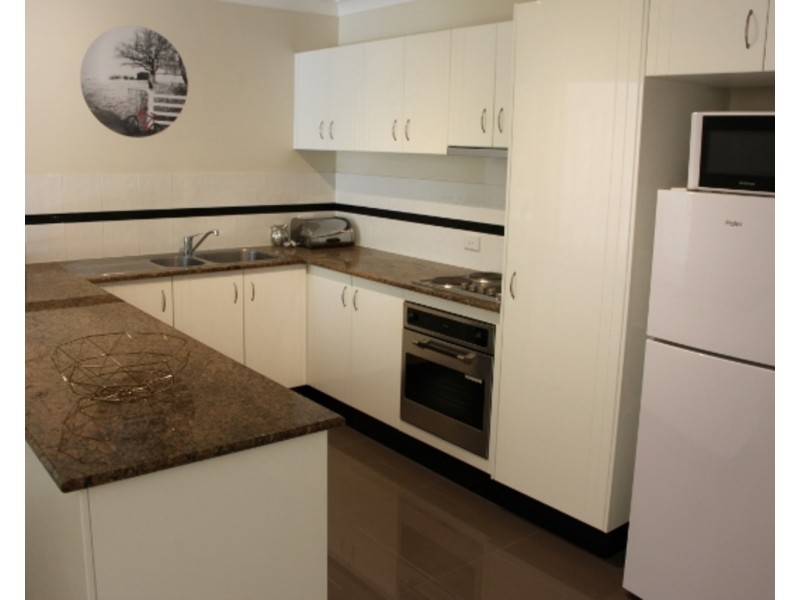 22a/84 High Street, Southport QLD 4215