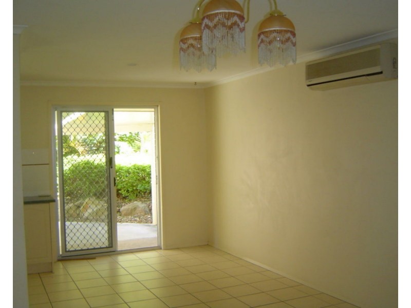 79 Wardoo Street, Southport QLD 4215