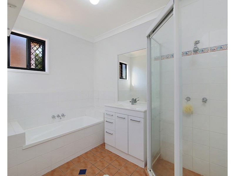 1/32 Blake Street, Southport QLD 4215