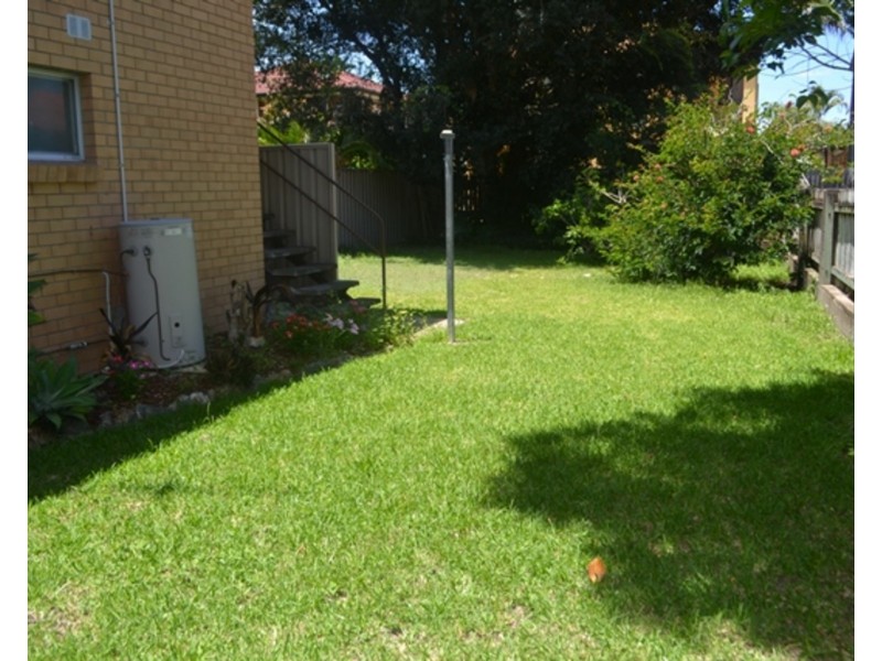 2/12 Royal Palm Court, Southport QLD 4215