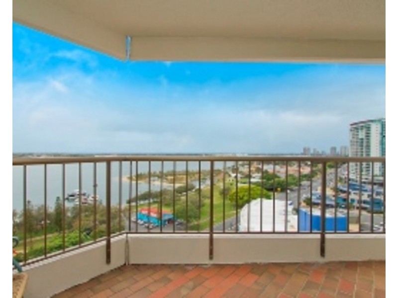 9C/114 Marine Parade, Southport QLD 4215