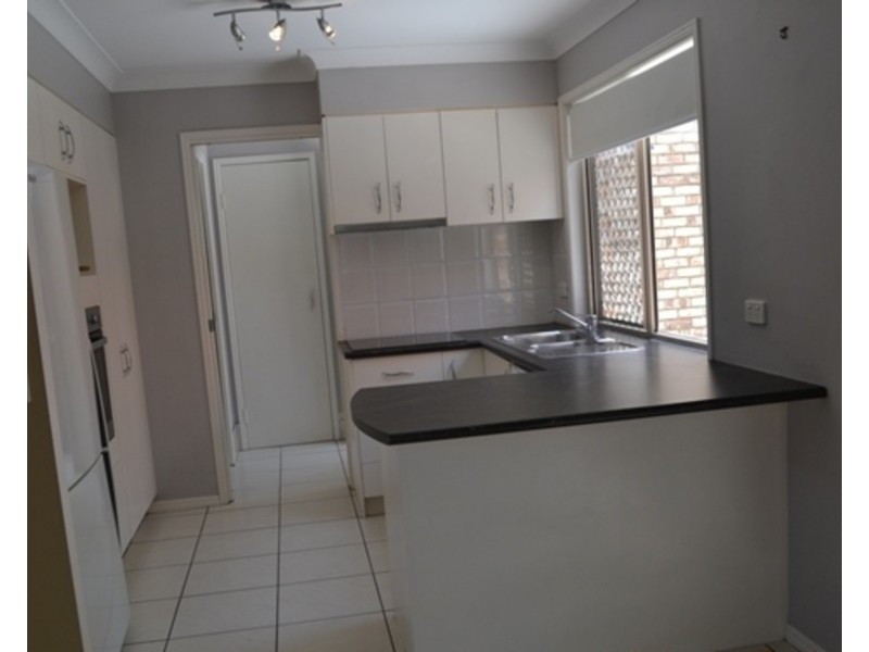 1/109 Pohlman Street, Southport QLD 4215