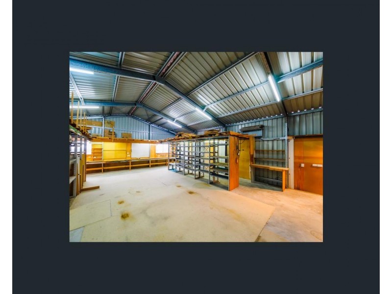 1 Chelmsford Place, Arundel QLD 4214