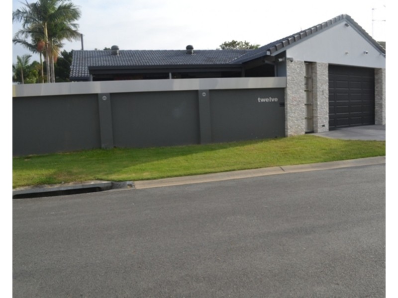 12 Buena Vista Court, Broadbeach Waters QLD 4218