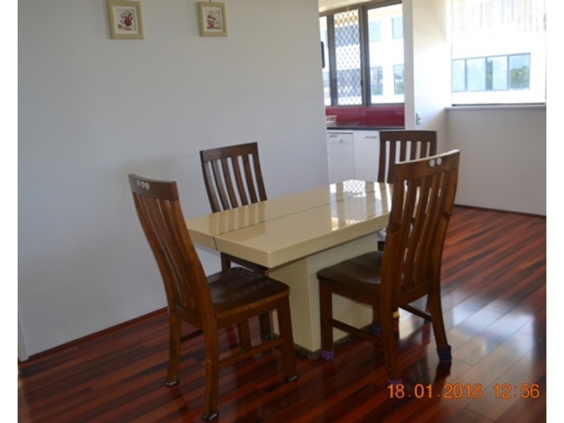 5B/10 Marine Parade, Southport QLD 4215