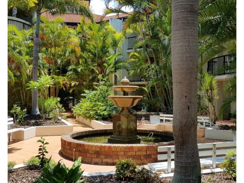 4/84 High Street, Southport QLD 4215