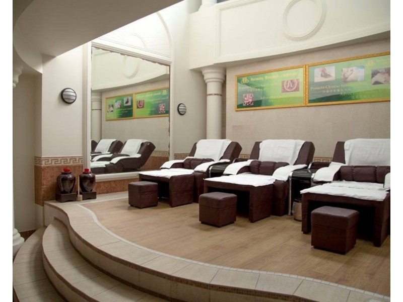 24-26  Queensland Avenue, Broadbeach QLD 4218