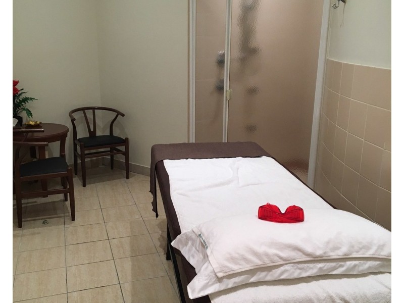 24-26  Queensland Avenue, Broadbeach QLD 4218