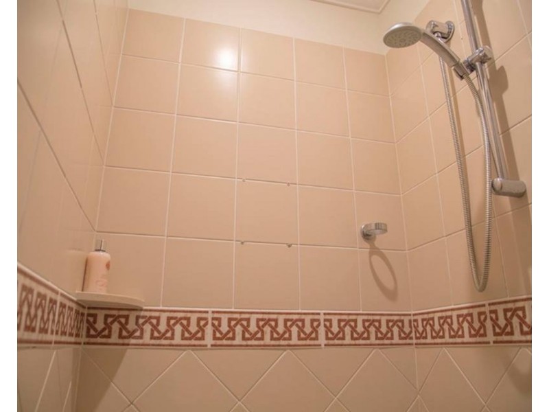 24-26  Queensland Avenue, Broadbeach QLD 4218