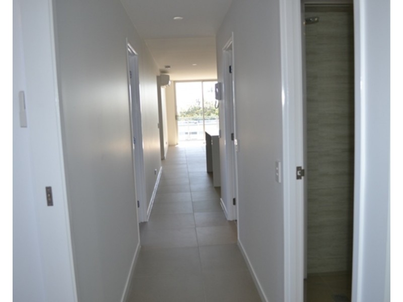 502/26 Spendelove Avenue, Southport QLD 4215