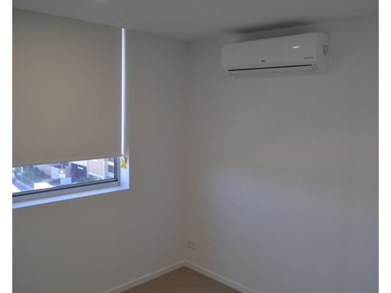 502/26 Spendelove Avenue, Southport QLD 4215