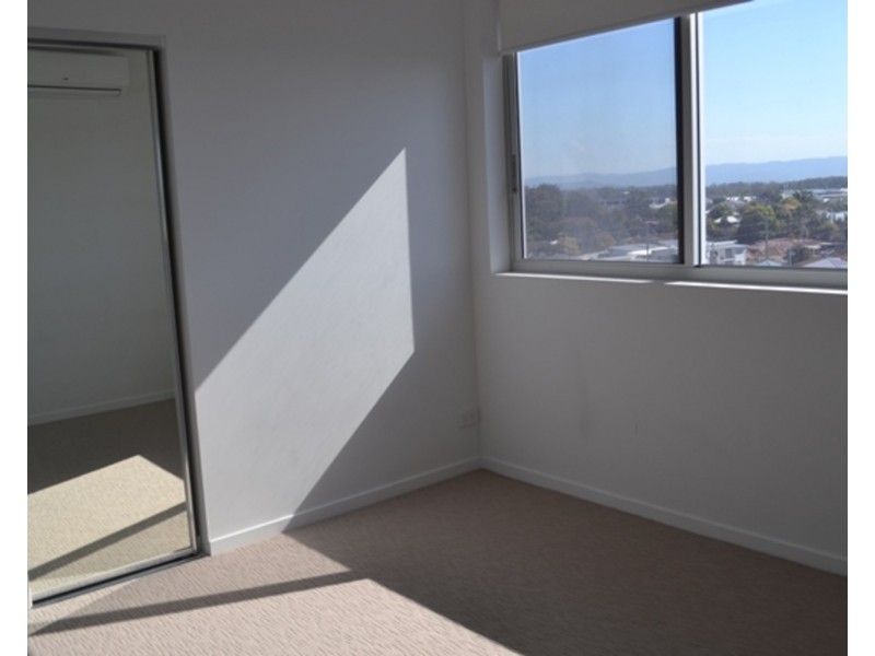 502/26 Spendelove Avenue, Southport QLD 4215