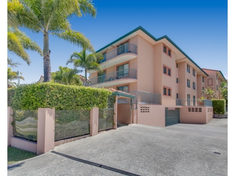 10/88 High Street, Southport QLD 4215