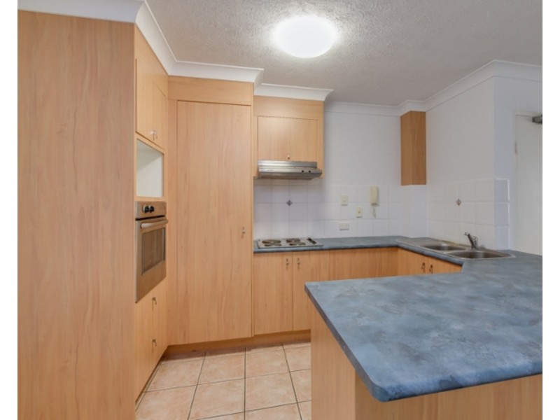 10/88 High Street, Southport QLD 4215