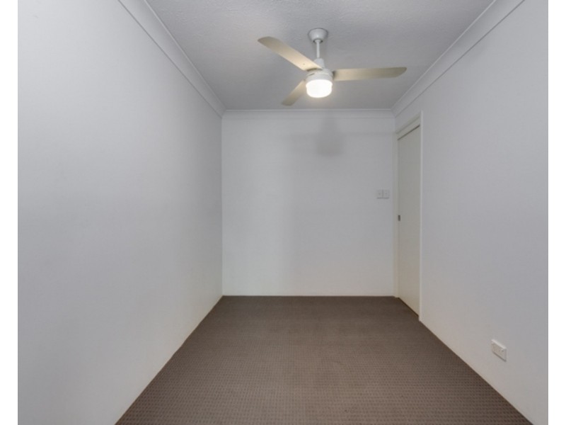 10/88 High Street, Southport QLD 4215