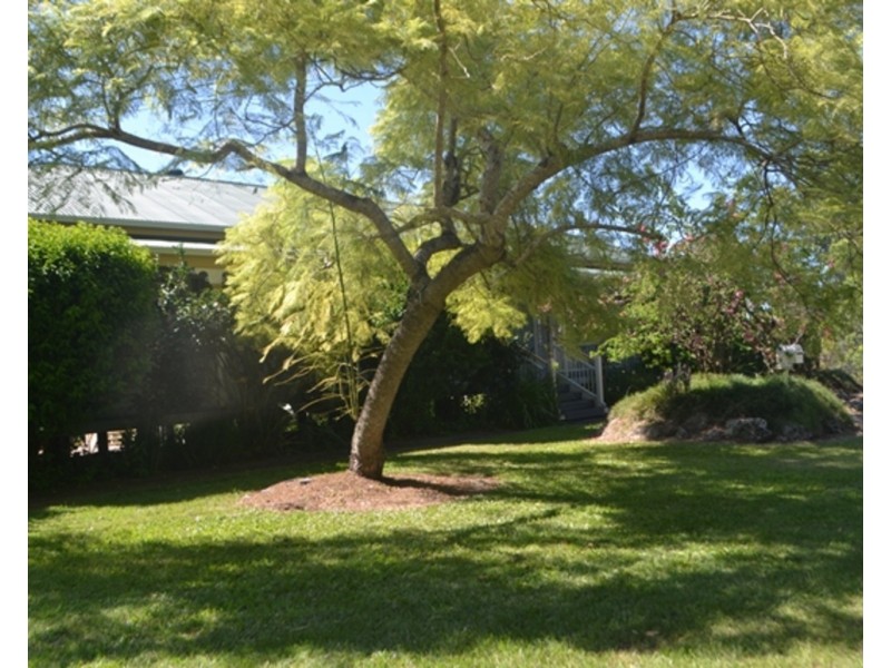 80 Chesterfield Drive, Bonogin QLD 4213