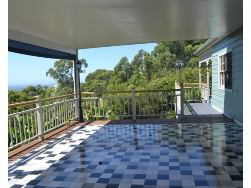 80 Chesterfield Drive, Bonogin QLD 4213