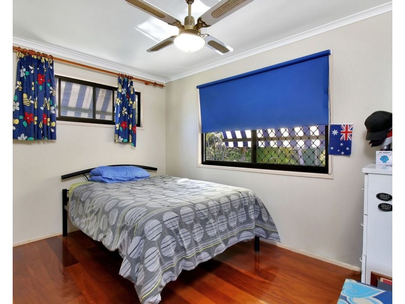 2 Warrawee Avenue, Ashmore QLD 4214