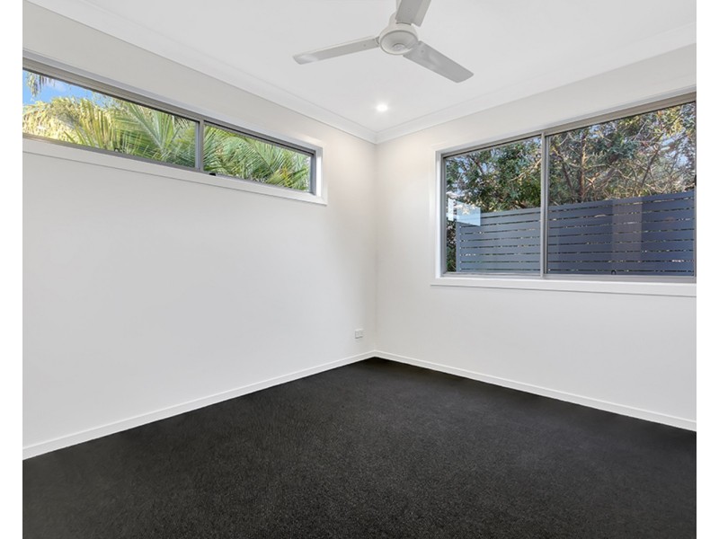 1/116 Eugaree Street, Southport QLD 4215