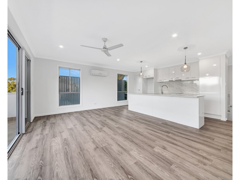 1/116 Eugaree Street, Southport QLD 4215