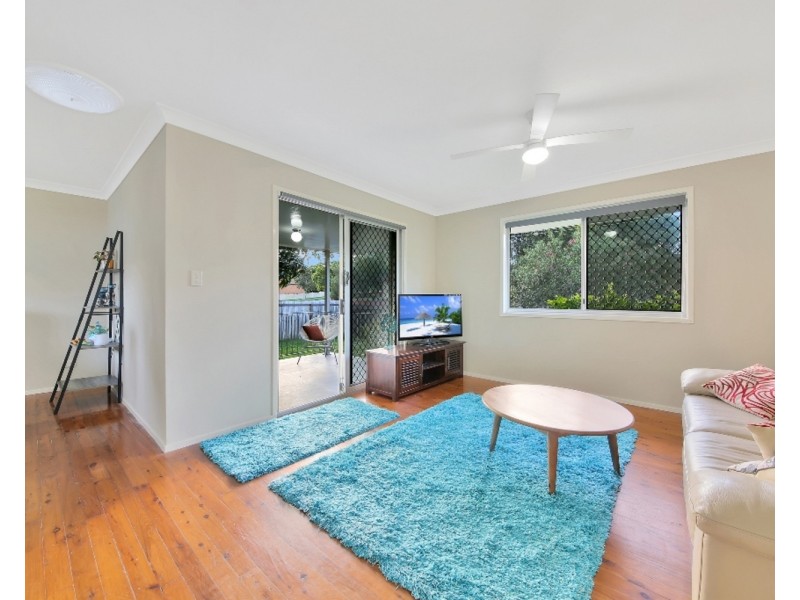 3 Bloodwood Crescent, Molendinar QLD 4214