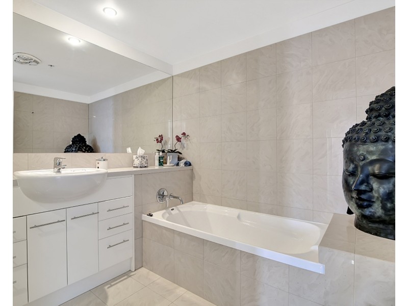 3001/50 Marine Parade, Southport QLD 4215