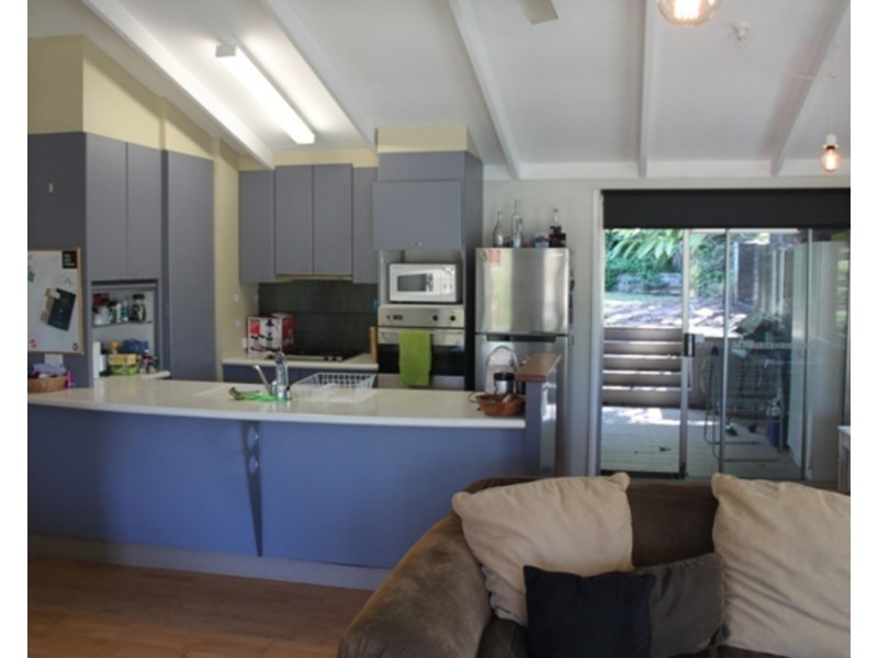49 Lowanna Avenue, Ashmore QLD 4214