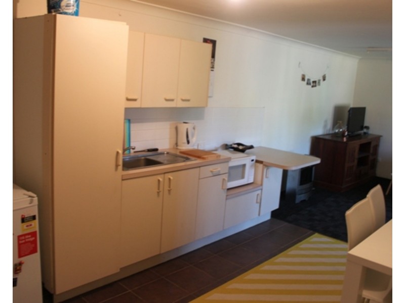 49 Lowanna Avenue, Ashmore QLD 4214