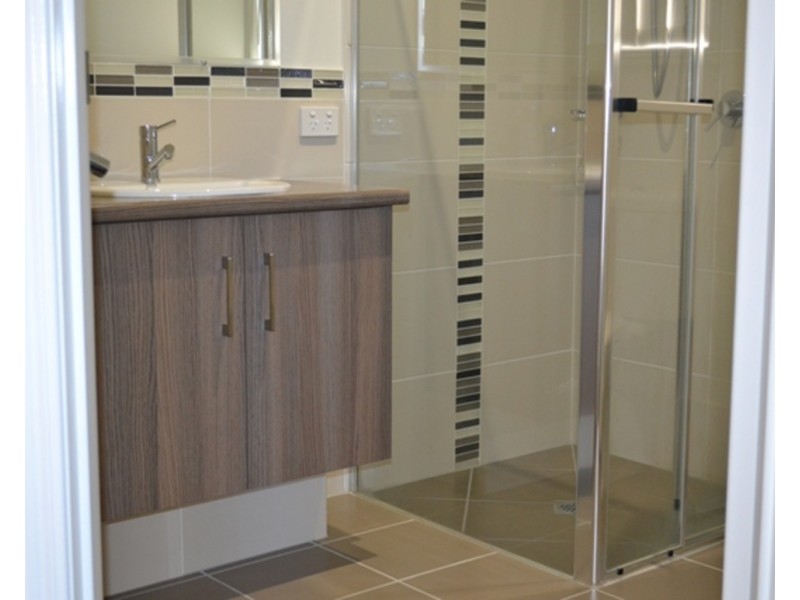 2/12 Compass Drive, Biggera Waters QLD 4216