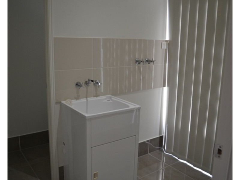 2/12 Compass Drive, Biggera Waters QLD 4216