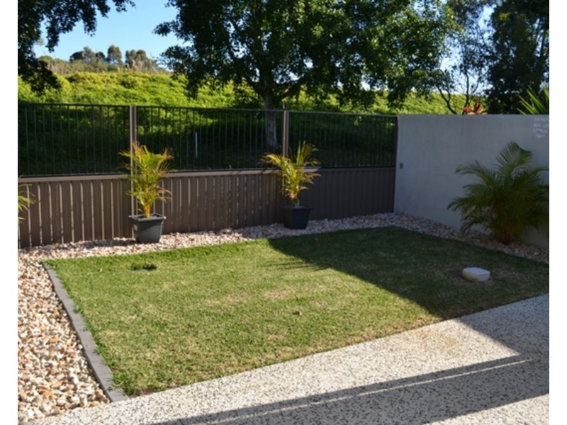 2/12 Compass Drive, Biggera Waters QLD 4216