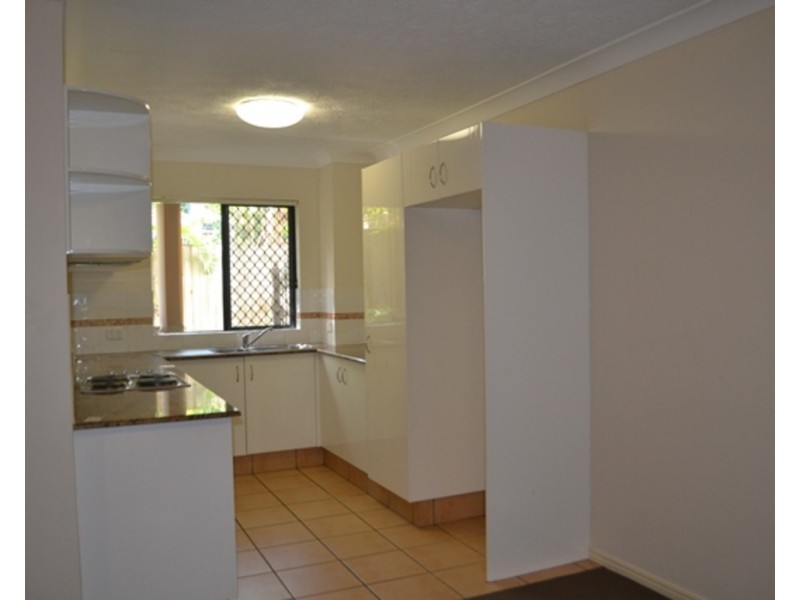 4/84 High Street, Southport QLD 4215