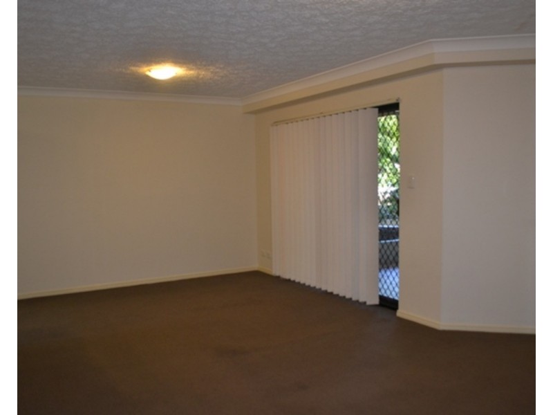 4/84 High Street, Southport QLD 4215