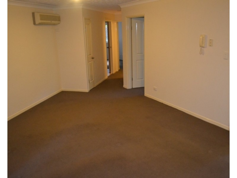 4/84 High Street, Southport QLD 4215