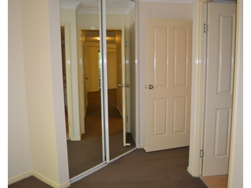 4/84 High Street, Southport QLD 4215