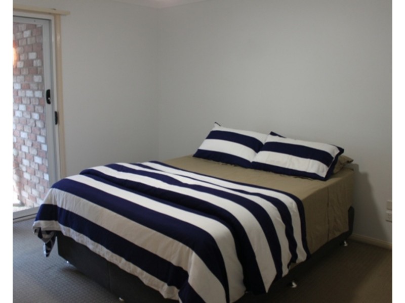 1/11 Merton Drive, Upper Coomera QLD 4209