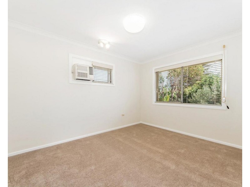 17 Clare Street, Southport QLD 4215