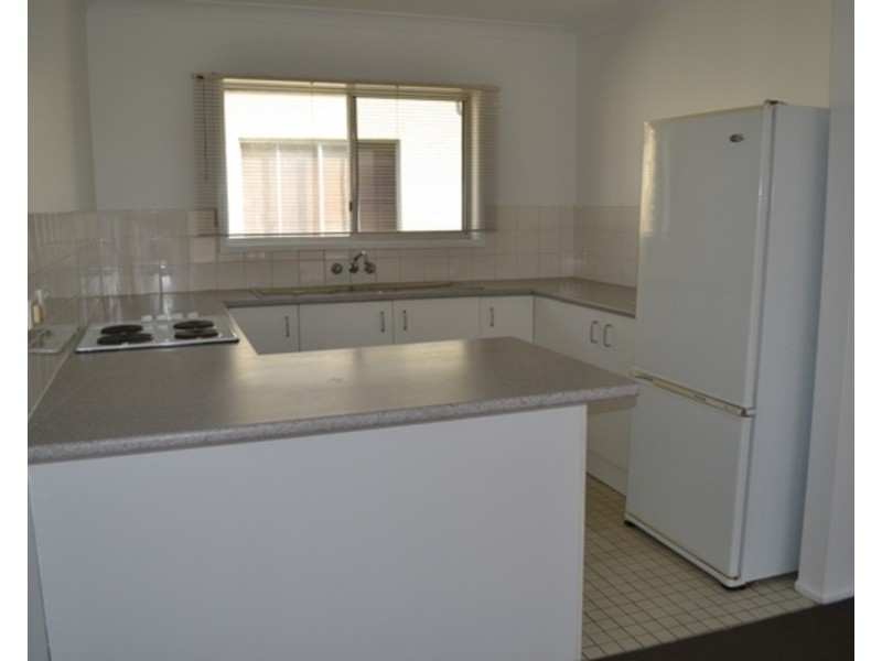 7/81 Bayview Street, Runaway Bay QLD 4216