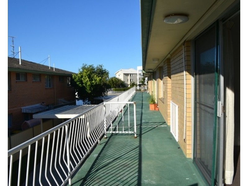 7/81 Bayview Street, Runaway Bay QLD 4216