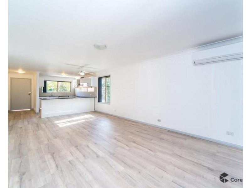7/81 Olsen Avenue, Labrador QLD 4215