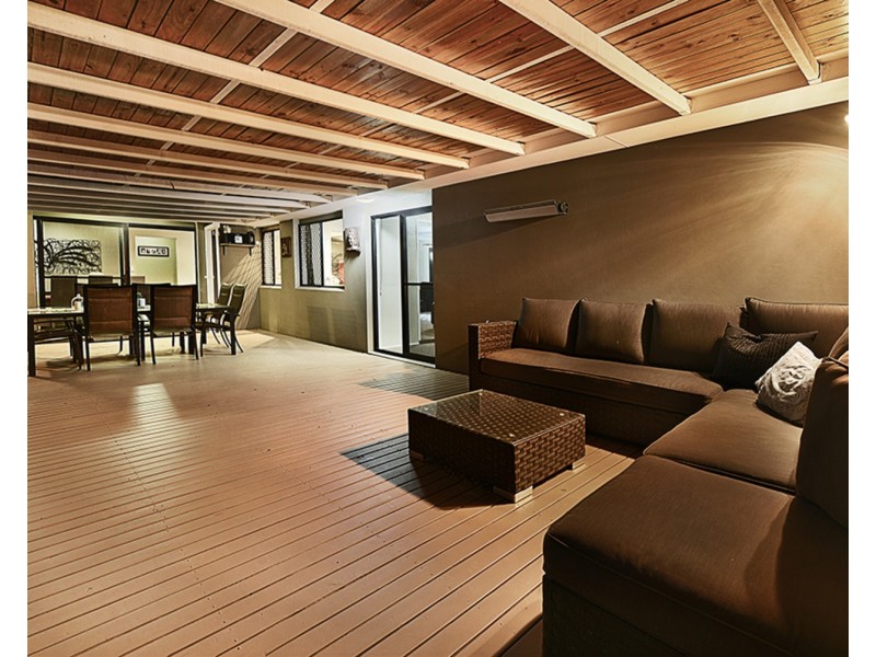 29 Footscray Court, Arundel QLD 4214