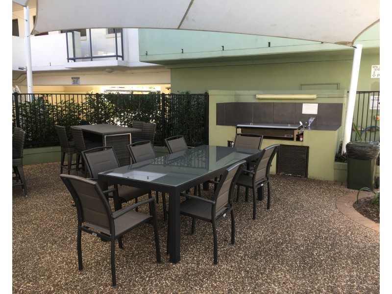 115/132 Marine Parade, Southport QLD 4215