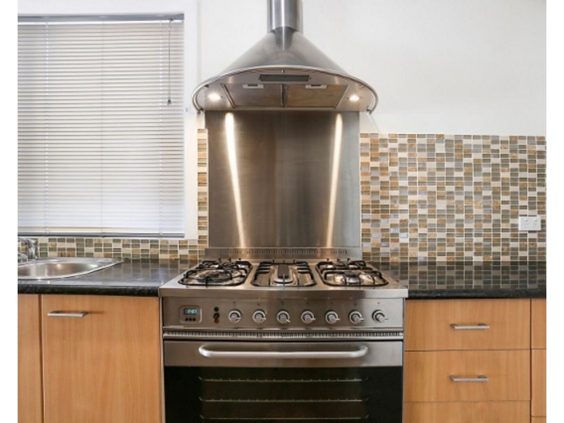 44 Eileen Avenue, Southport QLD 4215