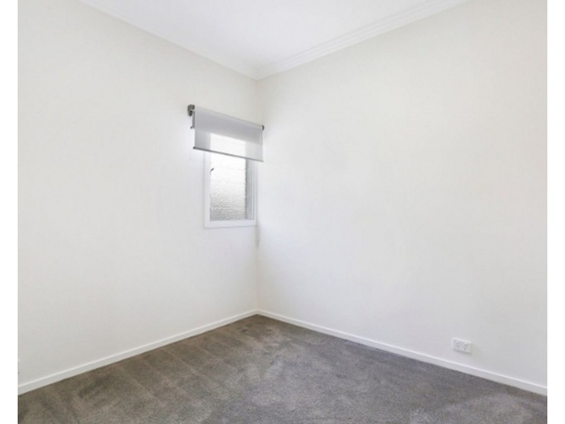 44 Eileen Avenue, Southport QLD 4215