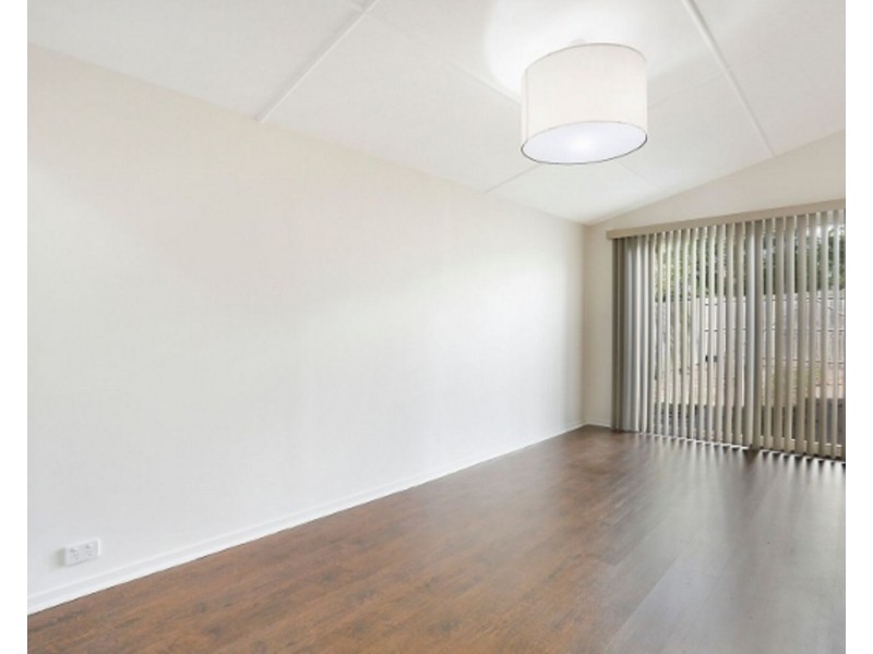 44 Eileen Avenue, Southport QLD 4215