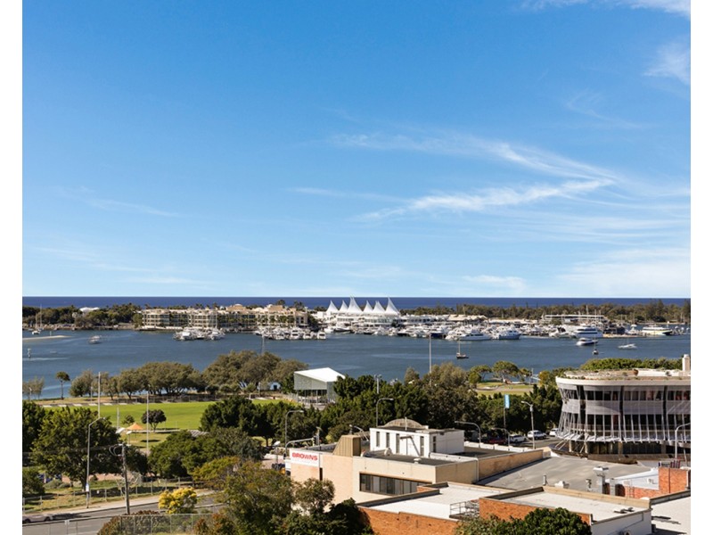 216/105 Scarborough Street, Southport QLD 4215